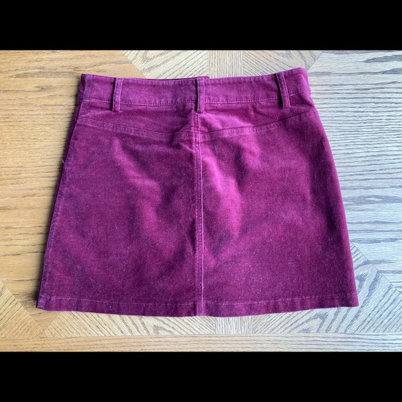 F21 Burgundy corduroy button up skirt - Picture 6 of 8